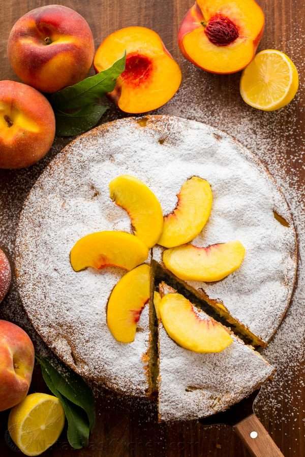 пирог с персиками