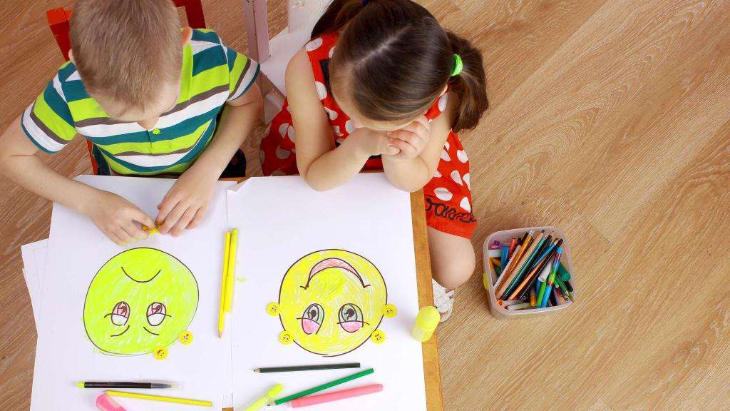 Дети рисуют эмоции